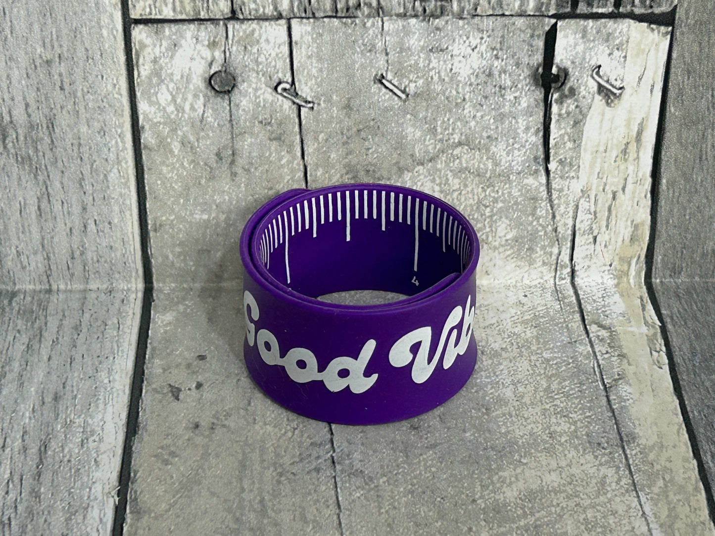 Winter '24 Knitting Getaways Tour Ruler/Bracelet